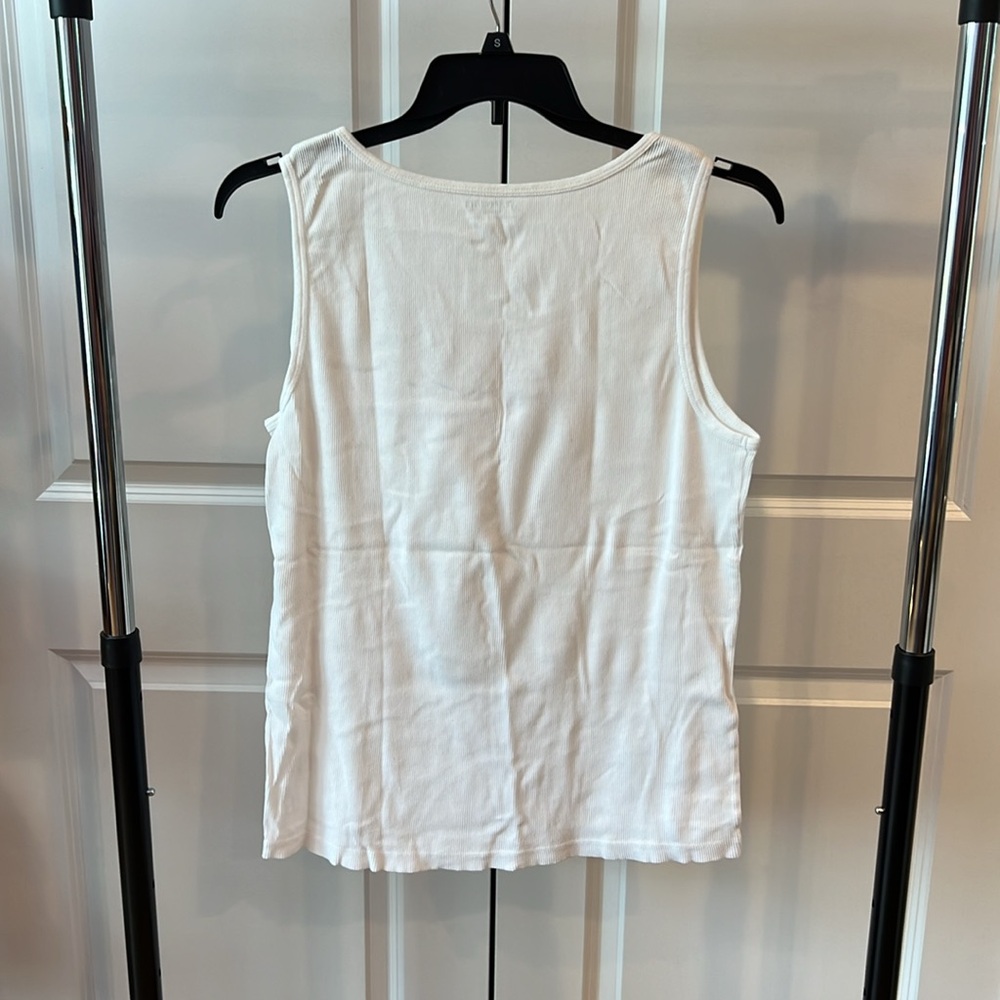 St John’s Bay White Tank Top NWOT - Picture 2 of 4